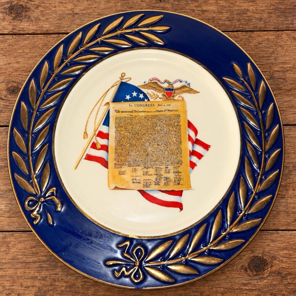 Vintage 1976 Bicentennial Plate Declaration of Independence Blue Gold Heritage